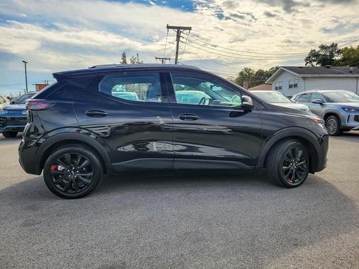 2023 Chevrolet Bolt EUV LT