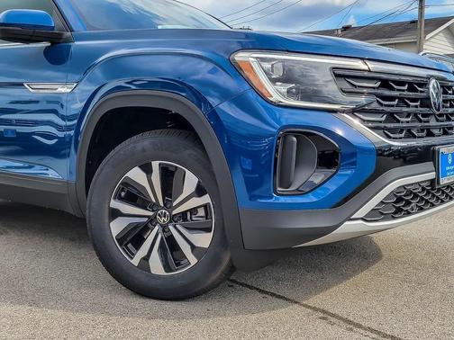 2025 Volkswagen Atlas Cross Sport 2.0T SE
