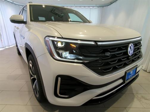 2025 Volkswagen Atlas 2.0T SEL Premium R-Line