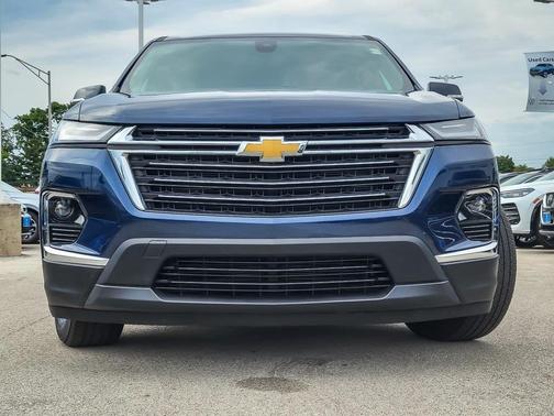 2022 Chevrolet Traverse LT Cloth