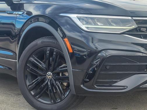 2022 Volkswagen Tiguan 2.0T SE R-Line Black