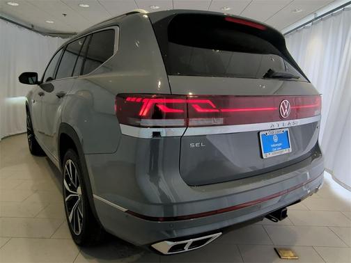 2025 Volkswagen Atlas 2.0T SEL Premium R-Line