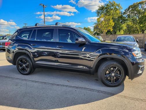 2018 Volkswagen Atlas 3.6L SE w/Technology