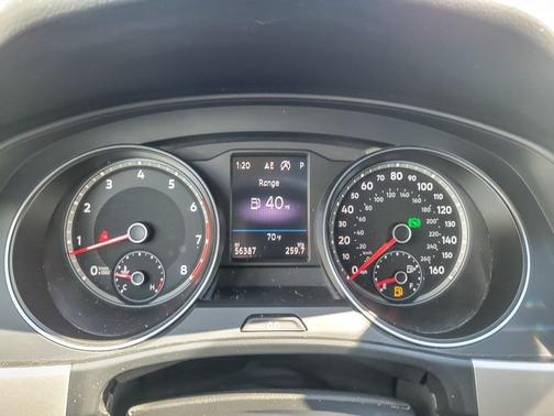 2021 Volkswagen Atlas 3.6 V6 SE w/ Technology R-Line