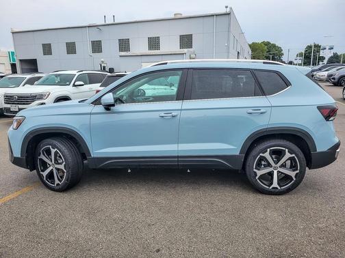 2025 Volkswagen Taos 1.5T SEL
