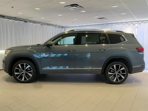 2025 Volkswagen Atlas 2.0T SEL Premium R-Line