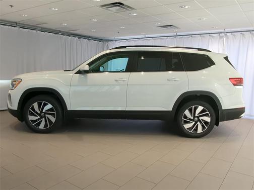 2025 Volkswagen Atlas 2.0T SE