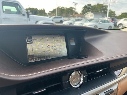 2017 Lexus ES 350 Base