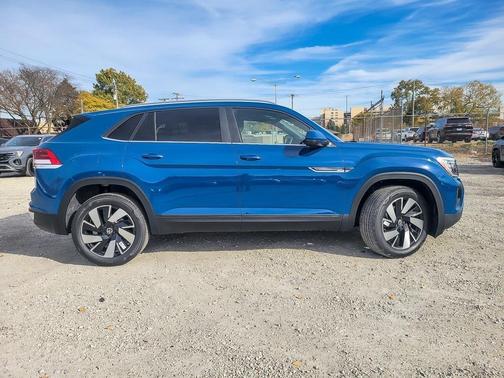2026 Volkswagen Atlas Cross Sport 2.0T SE