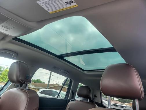 2021 Volkswagen Atlas 3.6 V6 SE w/ Technology