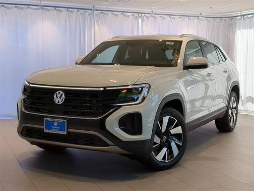2025 Volkswagen Atlas Cross Sport 2.0T SE w/Technology