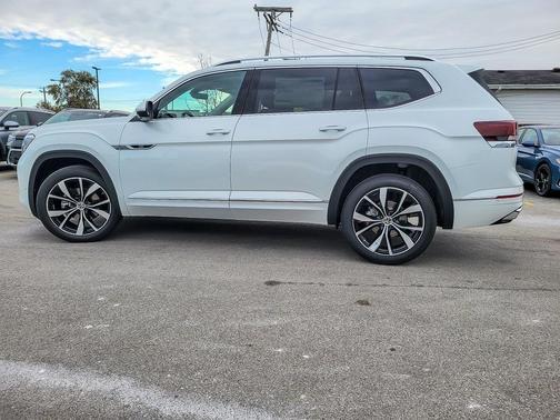 2026 Volkswagen Atlas 2.0T SEL Premium R-Line