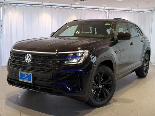 2025 Volkswagen Atlas Cross Sport 2.0T SEL R-Line Black