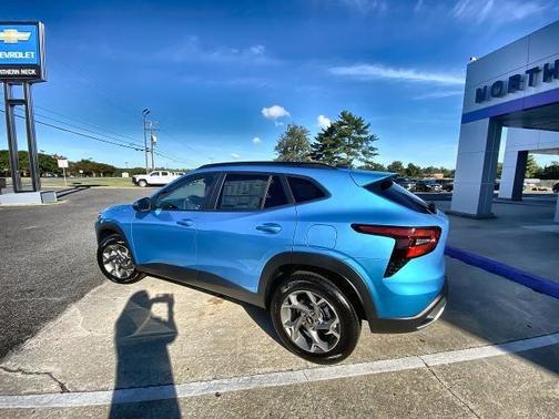 2025 Chevrolet Trax LT