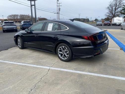 2022 Hyundai SONATA SEL