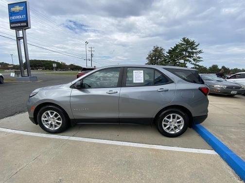 2023 Chevrolet Equinox LS