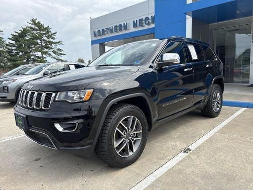 Black 2022 Jeep Grand Cherokee WK Limited