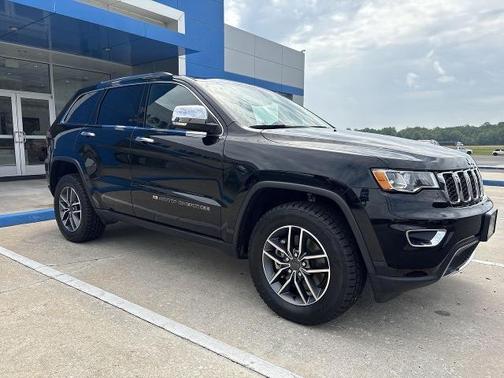 Black 2022 Jeep Grand Cherokee WK Limited