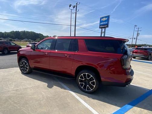 2026 Chevrolet Suburban RST