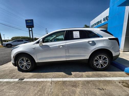 Crystal White Tri-Coat 2023 Cadillac XT5 Premium Luxury