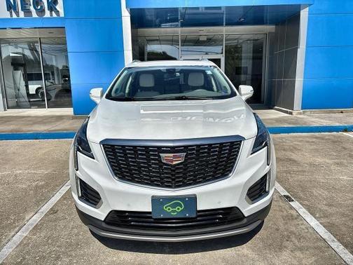 Crystal White Tri-Coat 2023 Cadillac XT5 Premium Luxury