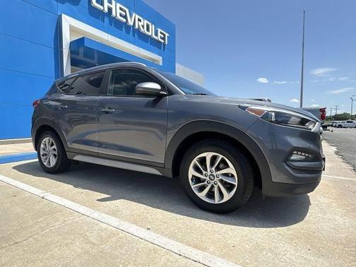 Coliseum Gray 2018 Hyundai TUCSON SEL