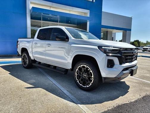 Summit White 2026 Chevrolet Colorado Z71