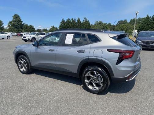 2024 Chevrolet Trax LT