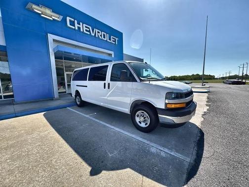 Summit White 2024 Chevrolet Express 3500 LT