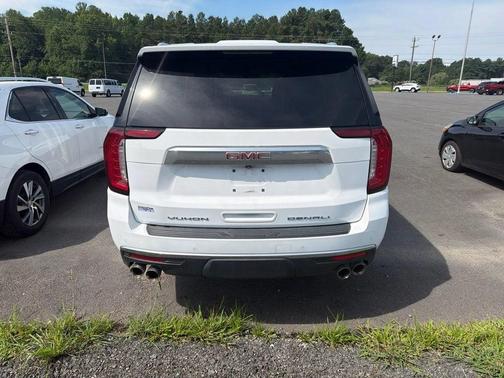 Summit White 2022 GMC Yukon XL Denali