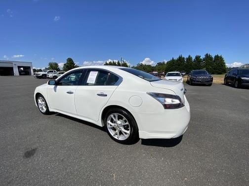 2014 Nissan Maxima S