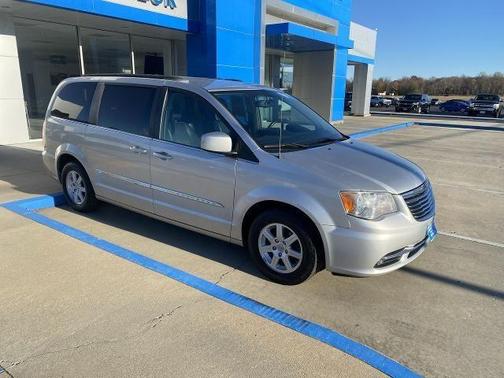 2012 Chrysler Town & Country Touring