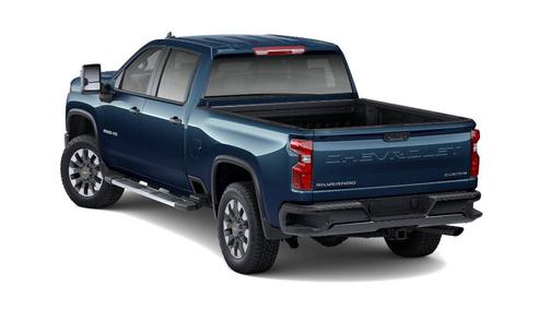Lakeshore Blue Metallic 2026 Chevrolet Silverado 2500 Custom