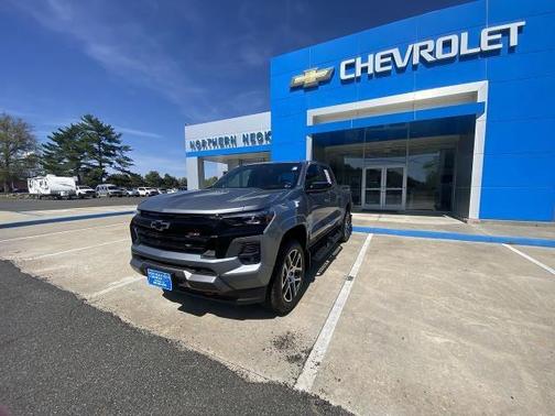 Sterling Gray Metallic 2024 Chevrolet Colorado Z71
