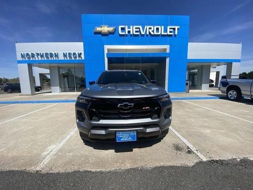 Sterling Gray Metallic 2024 Chevrolet Colorado Z71