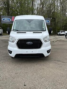 Oxford White 2022 Ford Transit-350 XLT