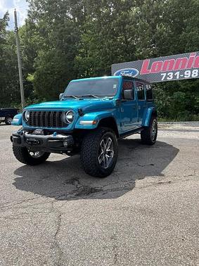 Bikini Pearl Coat 2024 Jeep Wrangler 4xe Sport S