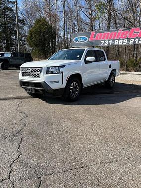 2023 Nissan Frontier SV
