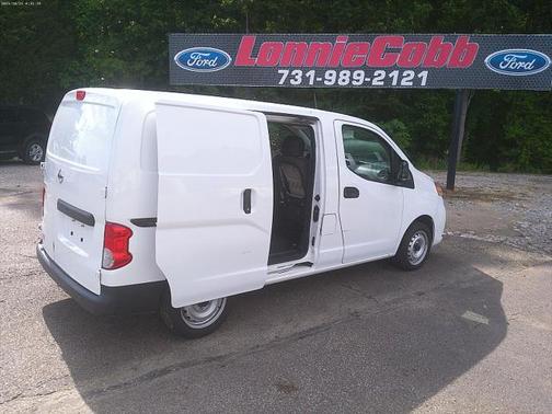 2021 Nissan NV200 S