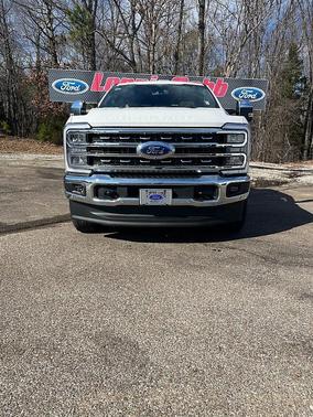 Star White Metallic Tri-Coat 2026 Ford F-250 Lariat