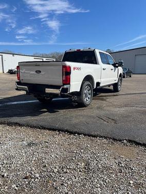 Star White Metallic Tri-Coat 2026 Ford F-250 Lariat