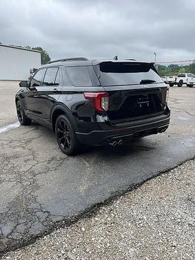 Agate Black Metallic 2024 Ford Explorer ST