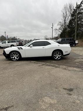 2015 Dodge Challenger SXT Plus
