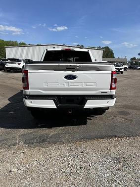 Oxford White 2023 Ford F-150 Lariat