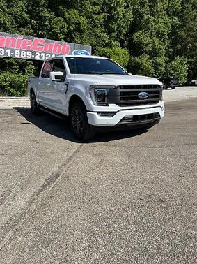 Oxford White 2023 Ford F-150 Lariat