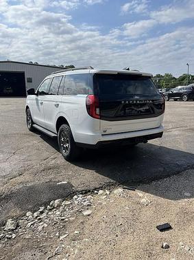 Oxford White 2026 Ford Expedition Active
