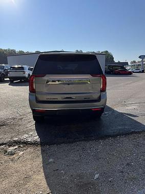 Sterling Metallic 2023 GMC Yukon SLT