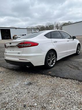 2020 Ford Fusion SEL