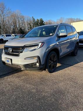 2022 Honda Pilot AWD Black Edition