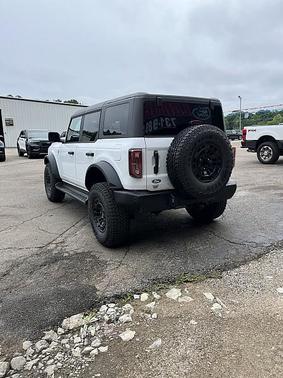 Oxford White 2026 Ford Bronco Outer Banks